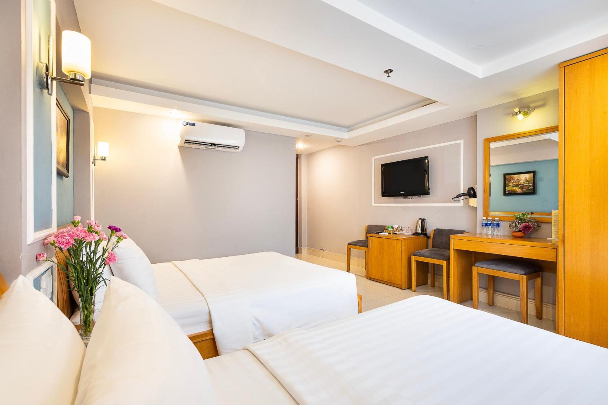 Lucky Star Hotel - Ben Thanh Ho Chi Minh City Exterior photo