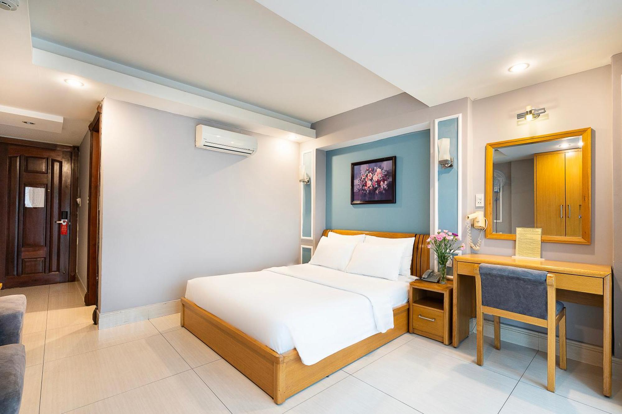 Lucky Star Hotel - Ben Thanh Ho Chi Minh City Exterior photo